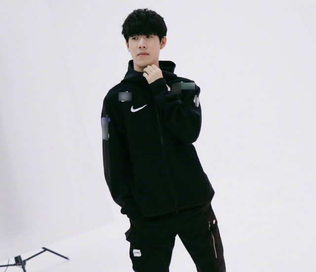 Eternal Fire 晋级到下一个阶段，而 Lynn Vision 在 ESL Pro League 第 21 赛季中被淘汰