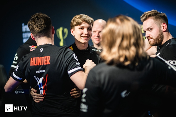 DOTA2阿灵顿Major决赛，Ti冠军Spirit连胜Aster和LGD夺冠！