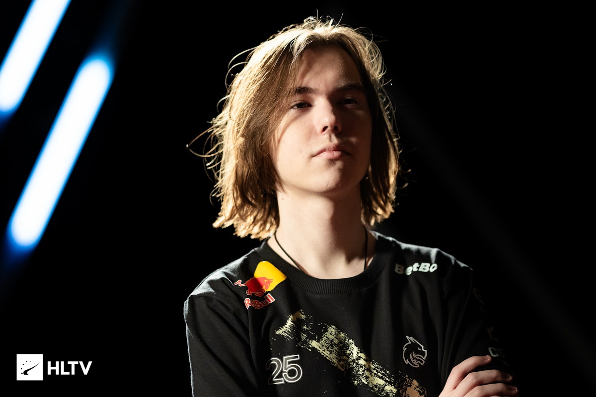 DOTA2 Ti冠军选手Yatoro表示：我们现在比上个Major时强上一千倍