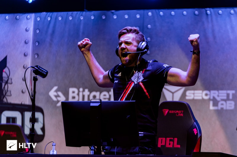 全球《绝地求生》19.2更新：新地图帝斯顿中将出现“餐车”