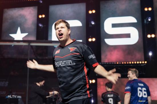 FURIA Esports , Mouz , pain , 和 Legacy 在 BLAST Bounty Fall 2025： 关闭资格赛中赢得首场比赛